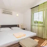 Pet Friendly In Rab With Wifi Rab Town